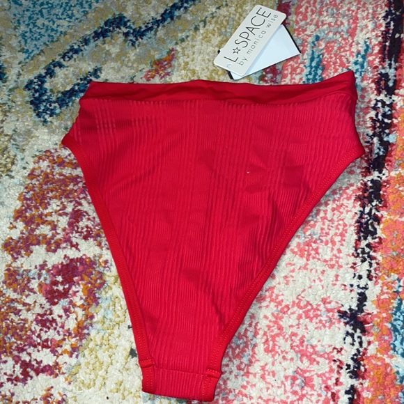 L SPACE FRENCHI SWIM BOTTOMS NWT - Picture 2 of 3